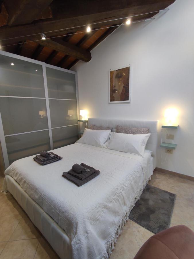 Country Chic Pistoia-Casa In Campagna Giardino, Parking Exterior photo
