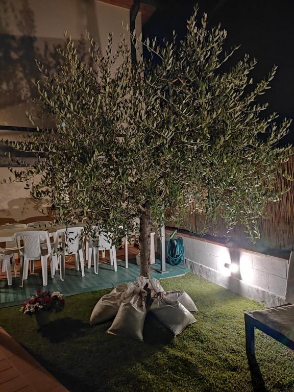 Country Chic Pistoia-Casa In Campagna Giardino, Parking Exterior photo