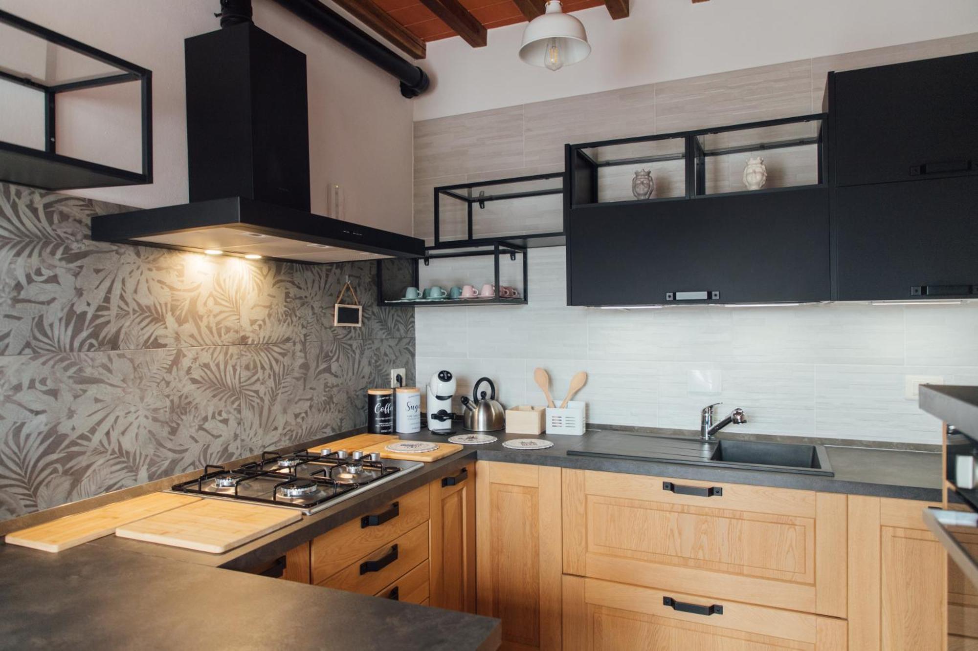 Country Chic Pistoia-Casa In Campagna Giardino, Parking Exterior photo